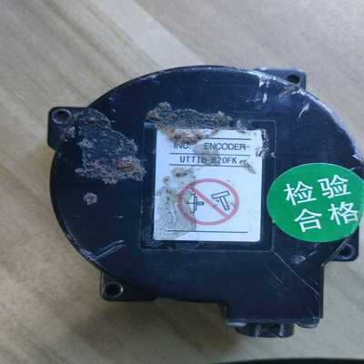 安川伺服电机编码器UTTIH-B20FK  成色如图（基数电子）