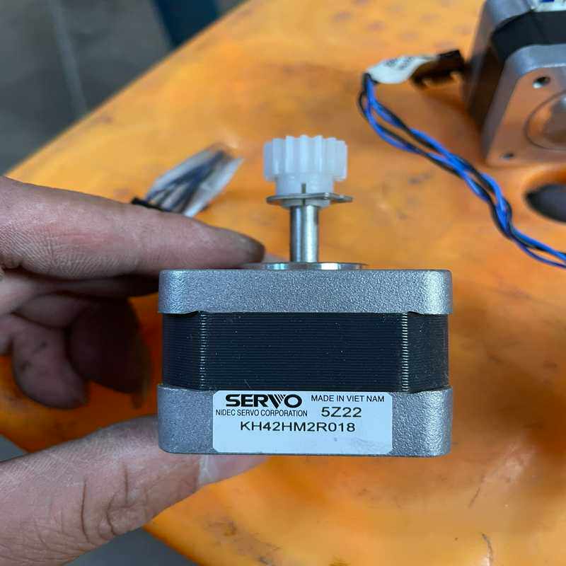 【星慕电子】SERVO电机 KH42HM2R018 ，。