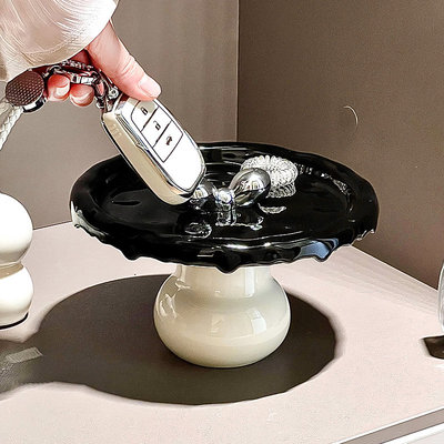 陶瓷钥匙收纳玄关摆件入户进门口鞋柜轻奢高档首饰收纳托盘置物架