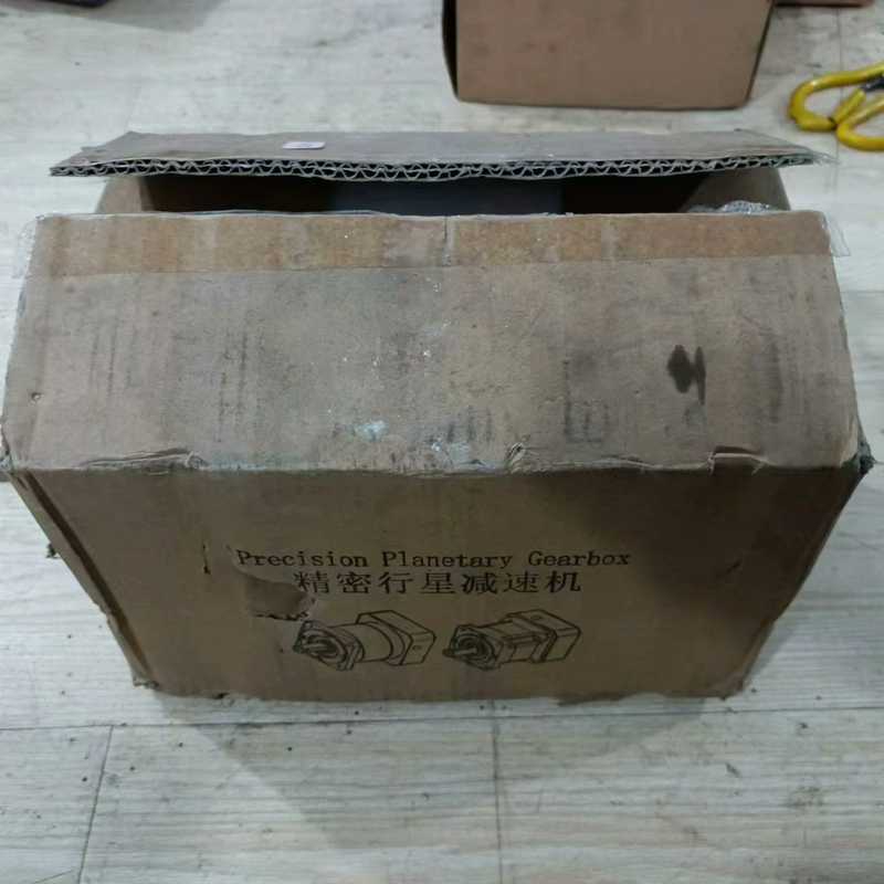 上海黄鑫减速机，型号ZF120A-25-S2-P2-24-9~询价