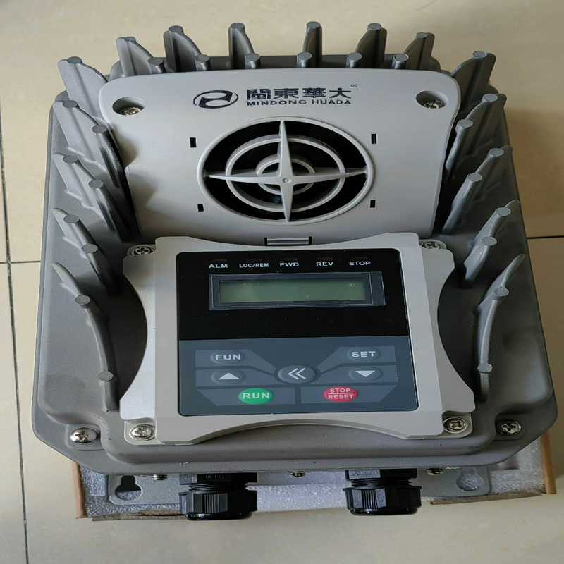 大華東閩变频器EM30-0022T3（崽载电子）