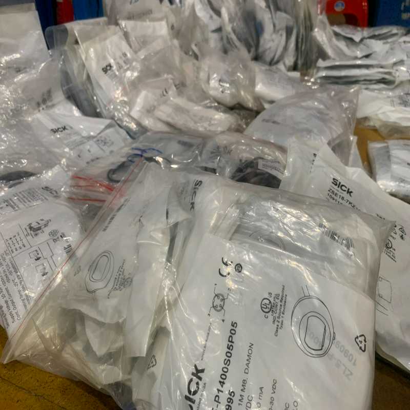 询价~德国Sick电感式接近传感器，工厂库存货