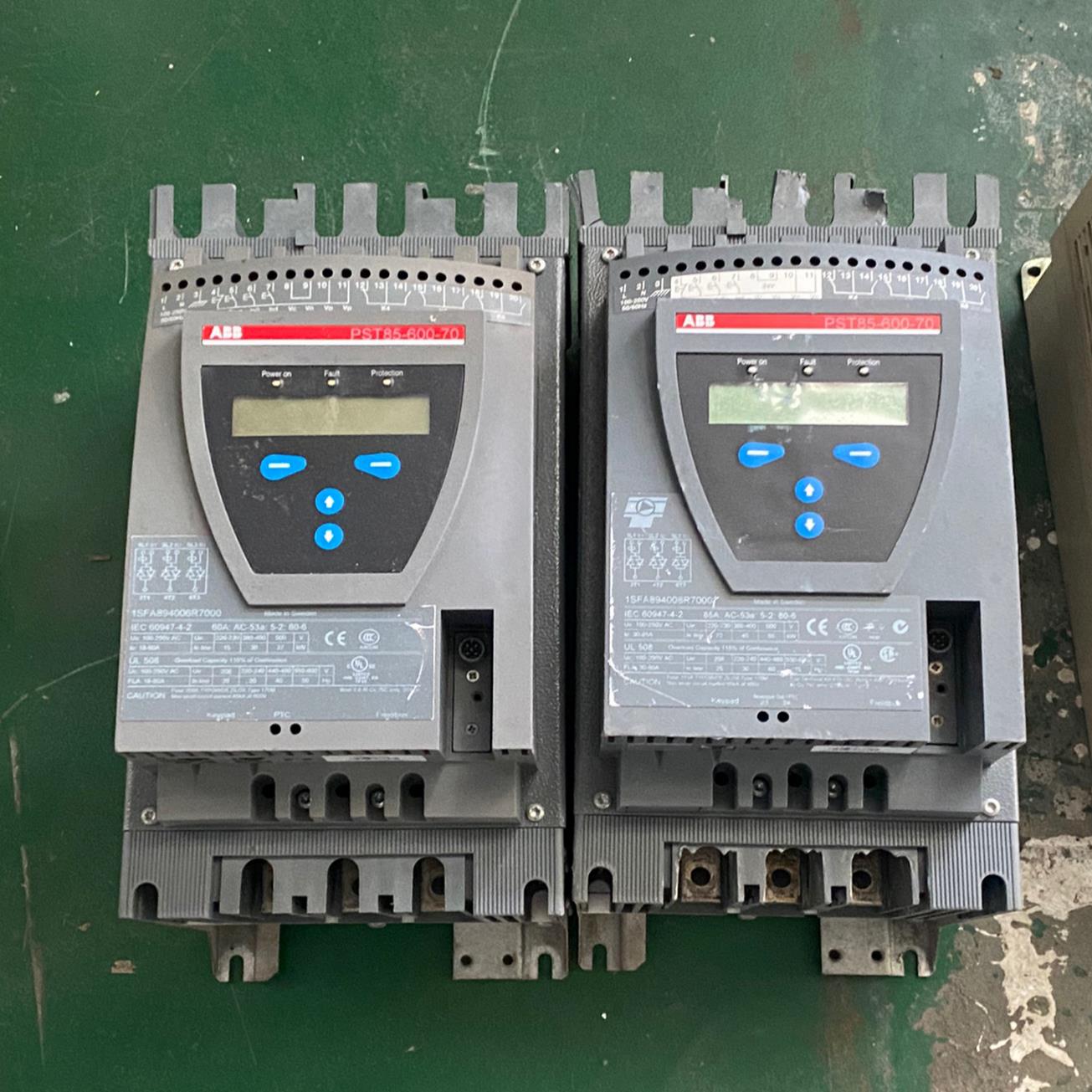 询价~ABB软启动器  PST85-600-70   1SFA89