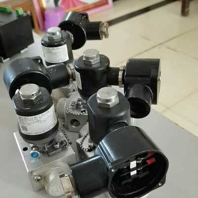 KANEkO金子电磁阀M15G-10-D12PG-TF4（地坛设备）