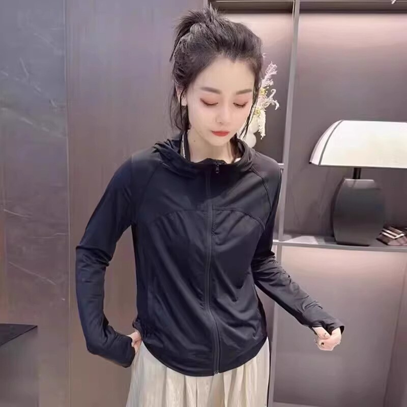 冰丝防晒衣女款2025夏季新款防紫外线薄款透气户外连帽凉感防晒服