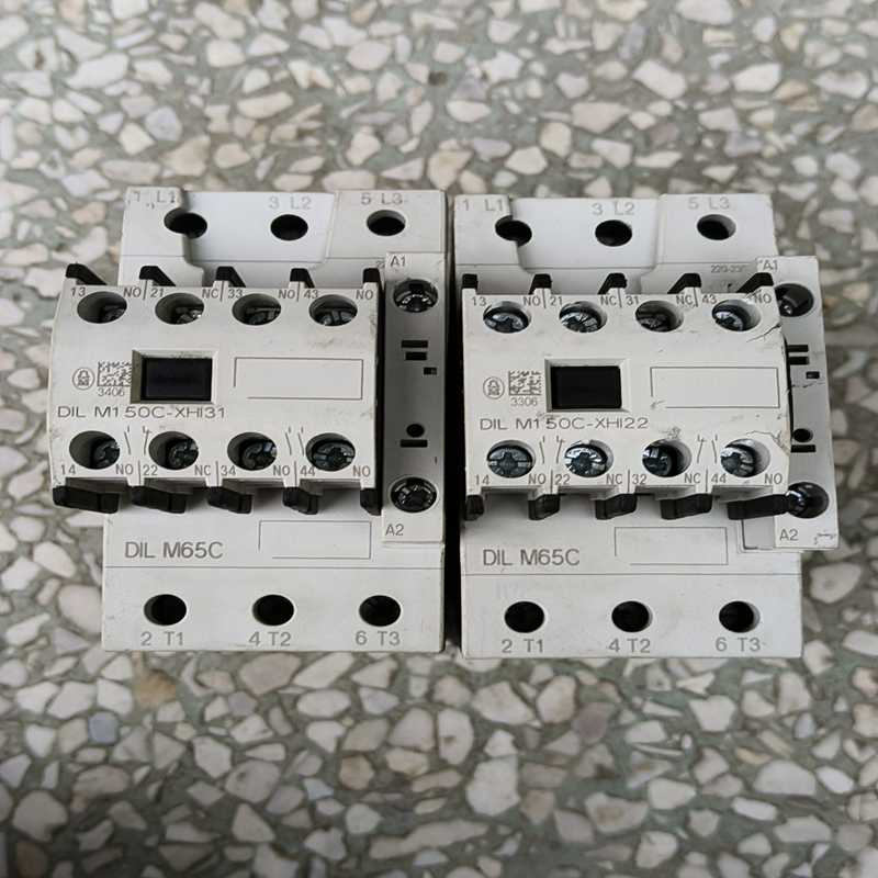 议价金钟穆勒接触器两个，型号DILM65C。220V，50赫兹。