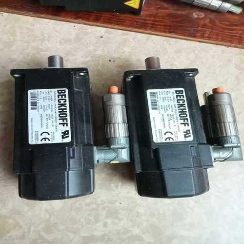 议价AM3042-OGO1-0000倍福电机二手拆机功能正常实物