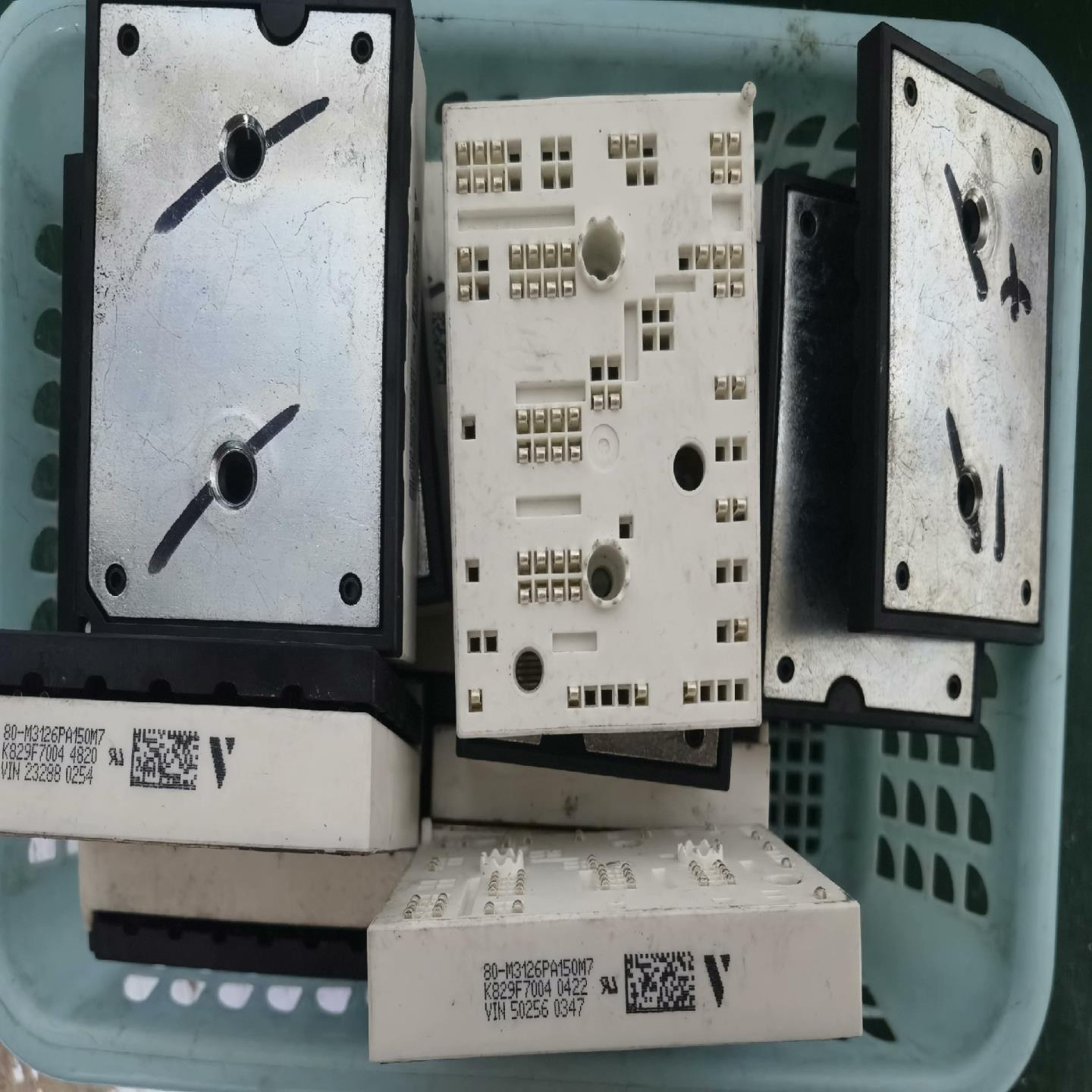K829F7004  80-M3126PA150M7（电子设备）