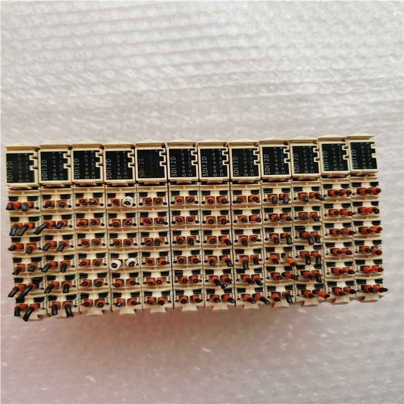 议价TM5SDI12D施耐德PLC模块，功能好，实物图。