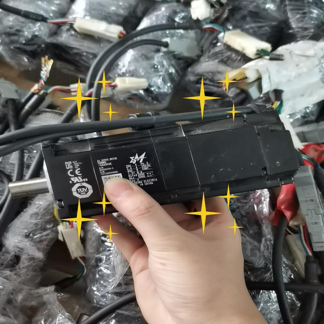 安川伺服电机，型号SGMMS-04A3C6E，400W，20--议价商品