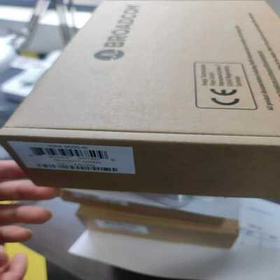 询价~Broadcom LSI 9500-8i 直通NVM