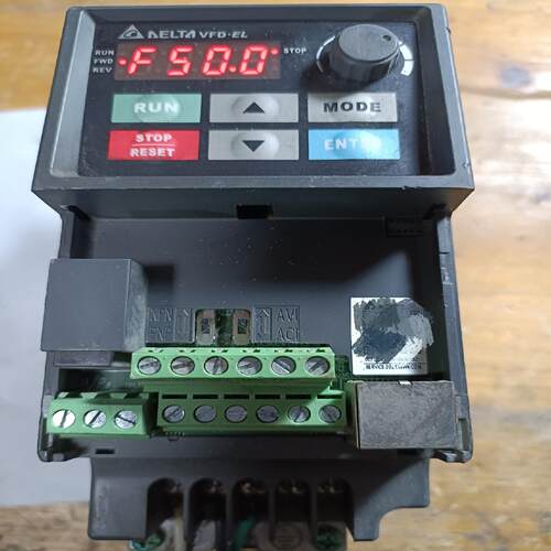 议~VFD007EL21A，台达变频器220V，0.75KW，成