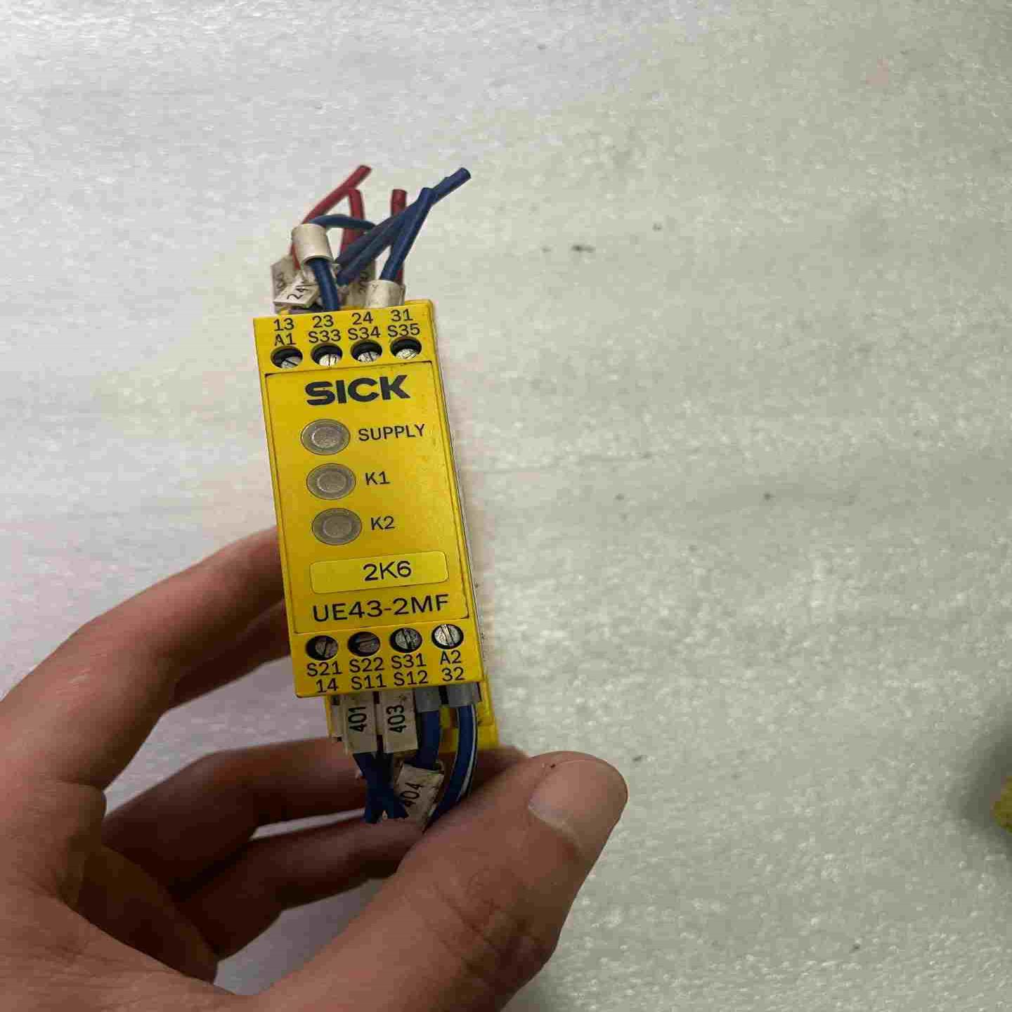 【议价】SICK西克UE43-2MF2D2安全继电器照片实图需要