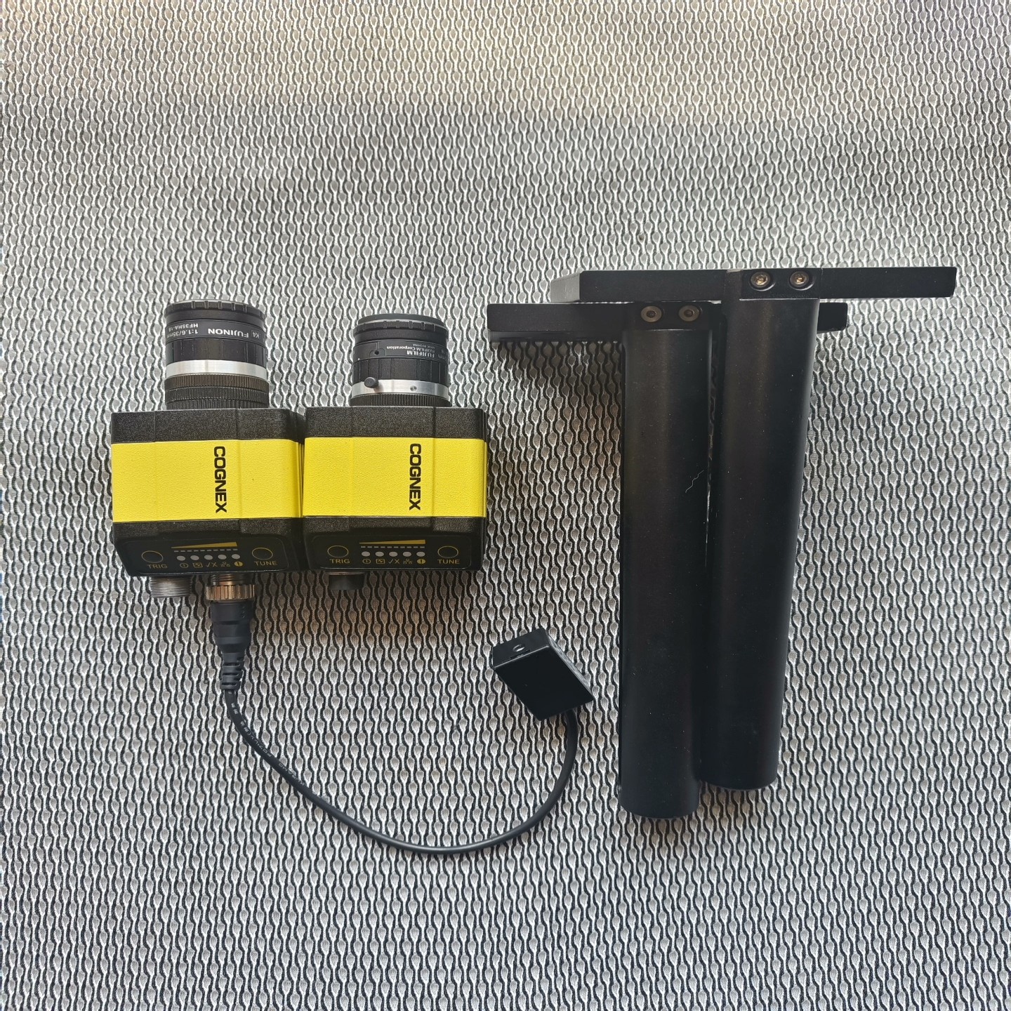 【议价】康耐视解码器DM303X拆机拆下来的有一个链接上丝纹掉