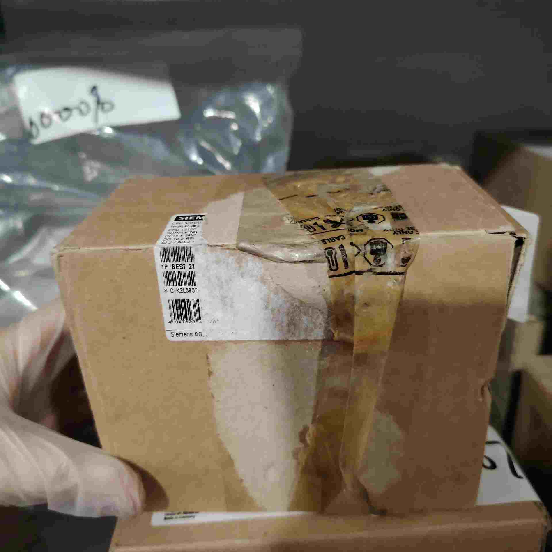 西门子 中央处理器模组6ES7215-1HG40-0XB0--议价商品