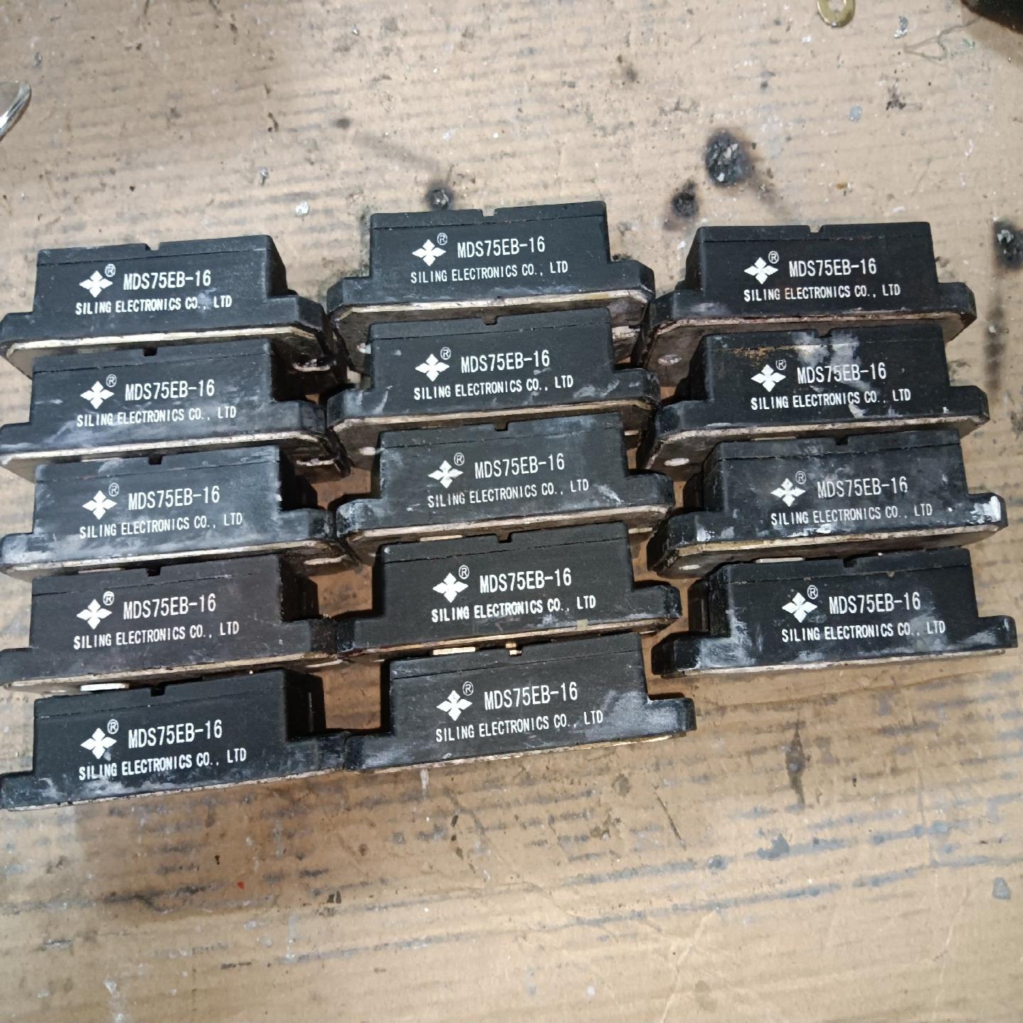 (询价)MDS75EB-16 四菱三相整流桥 75A1600V 已测