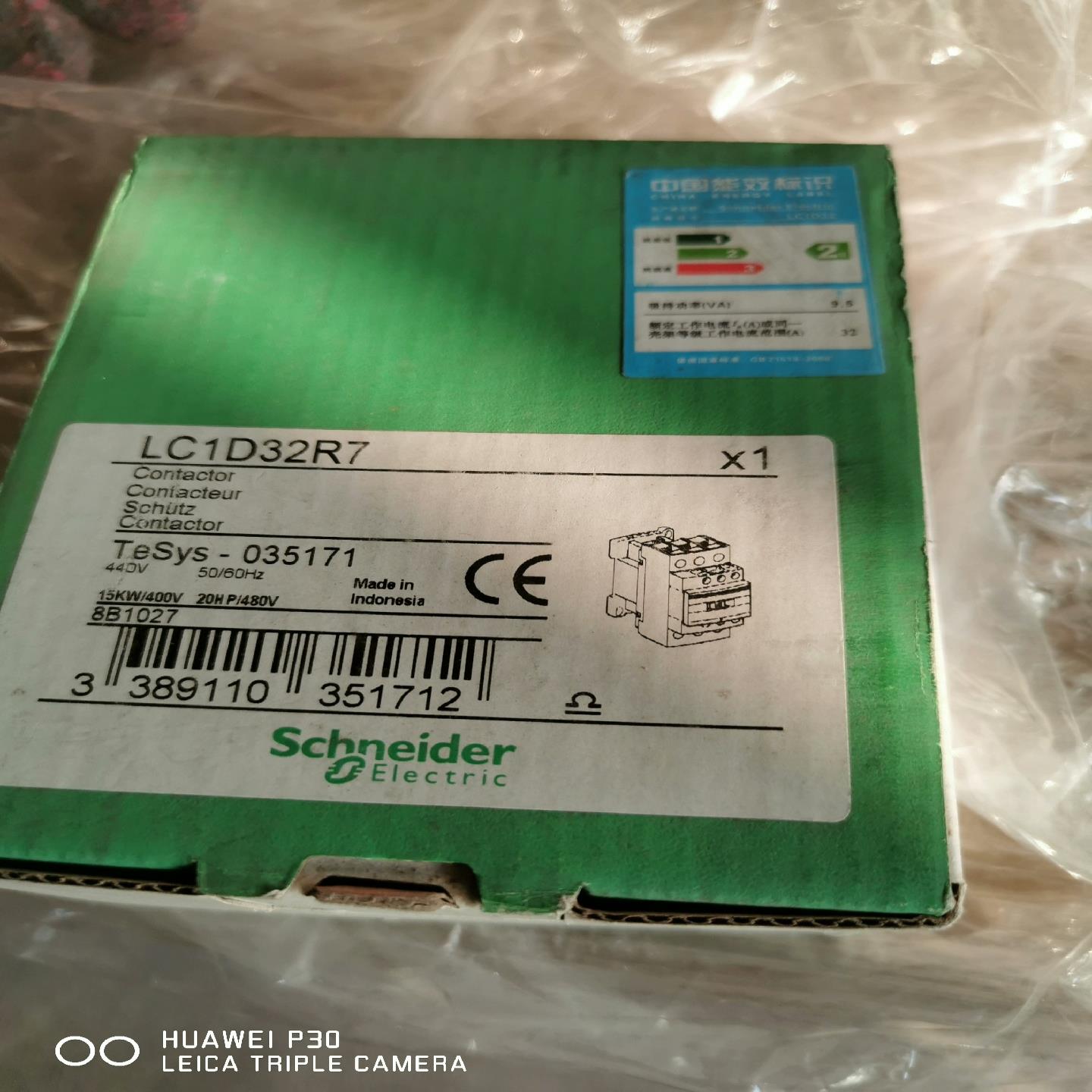 议~接触器LC1D32R7  440V ，