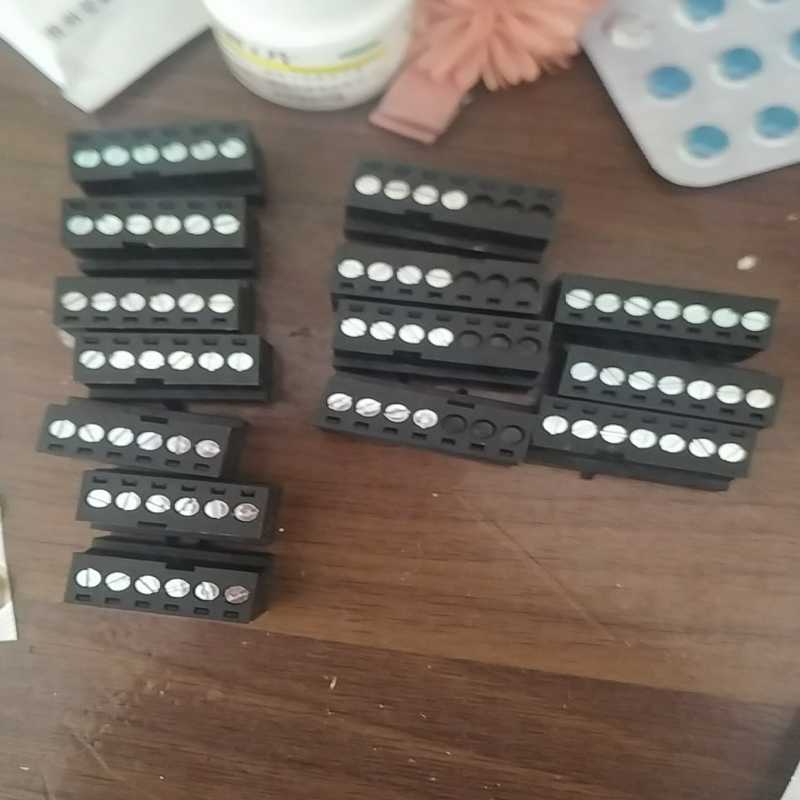 议~西门子1200  plc接线端子  模拟量模块接线端子，原装