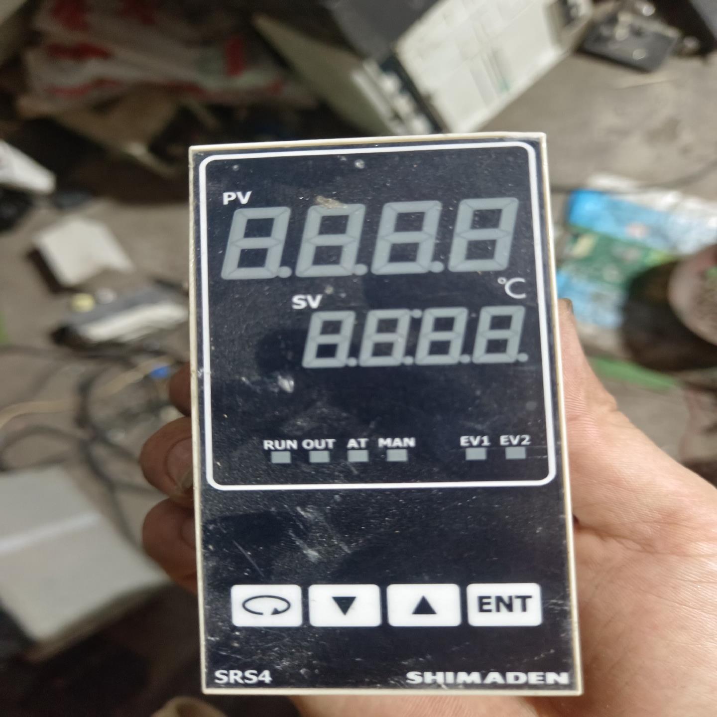 议价拆机几台島电SRS4温控表