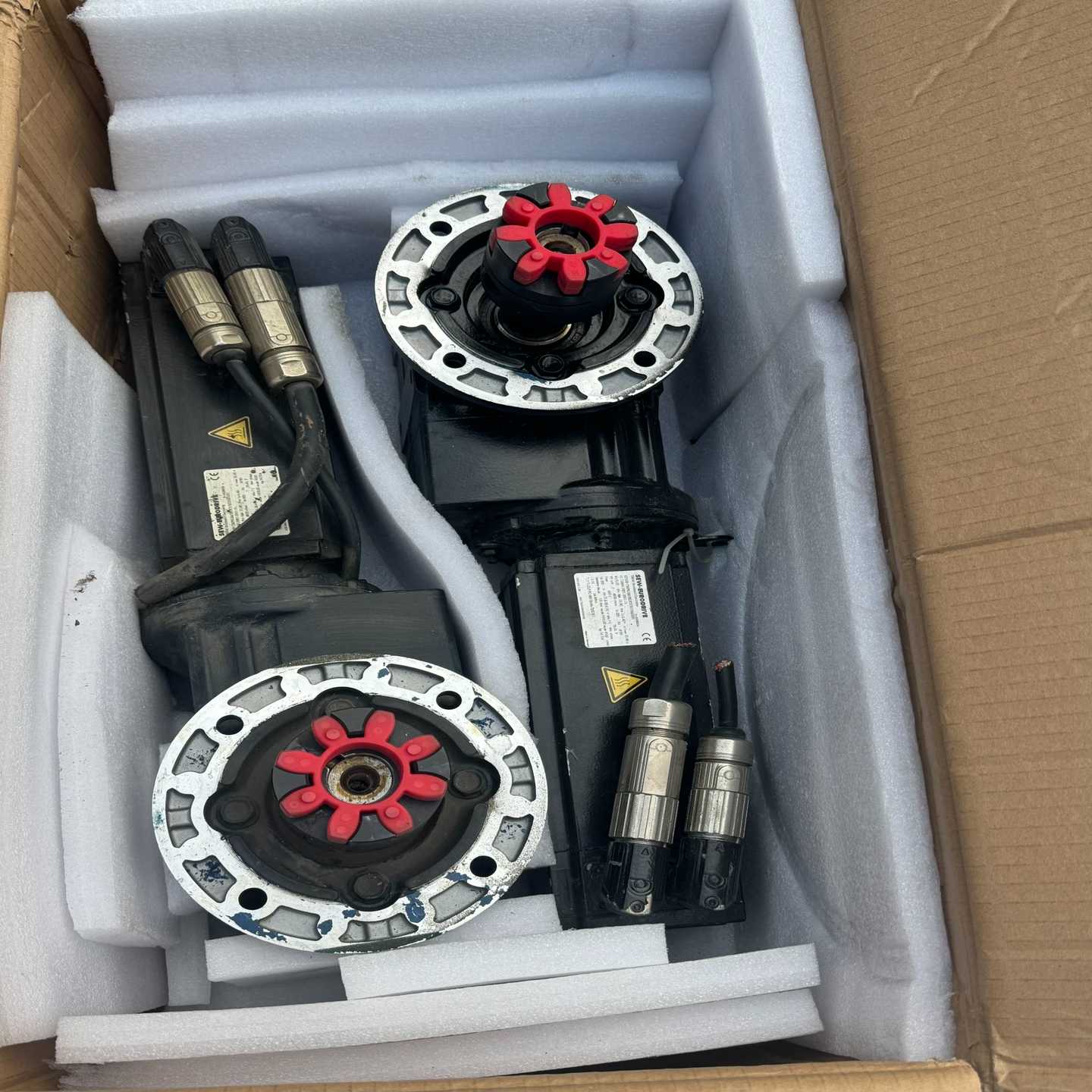 伺服电机2963//Y/RH1M/询价