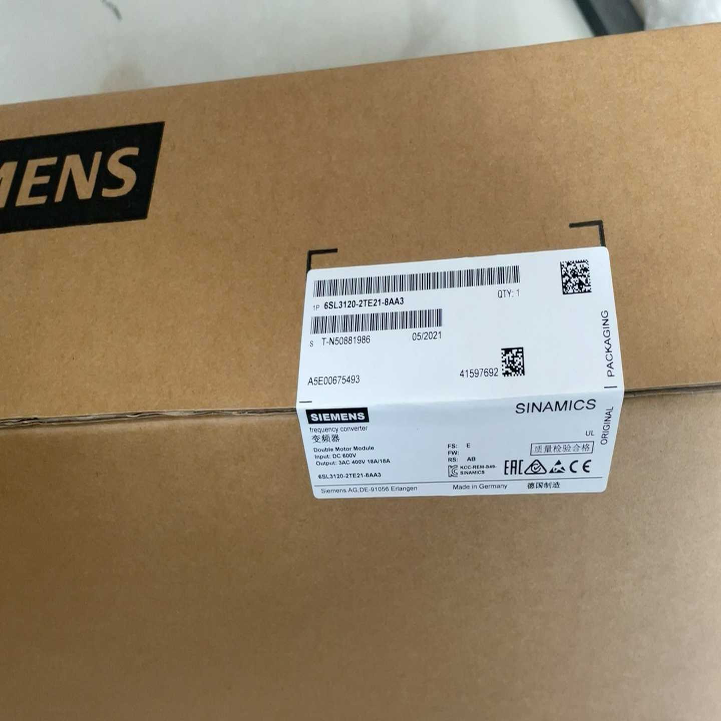 【星慕电子】6SL3120-2TE21-8AA3，包装附件齐全，议价