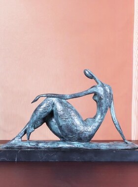 雕塑抽象飘精美工艺饰品酒店办公室客厅书房软装欧式家居桌面摆件