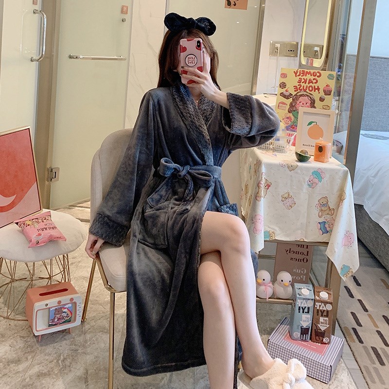珊瑚绒睡衣女春秋冬季加厚睡袍保暖可爱长款浴袍法兰绒家居服白色
