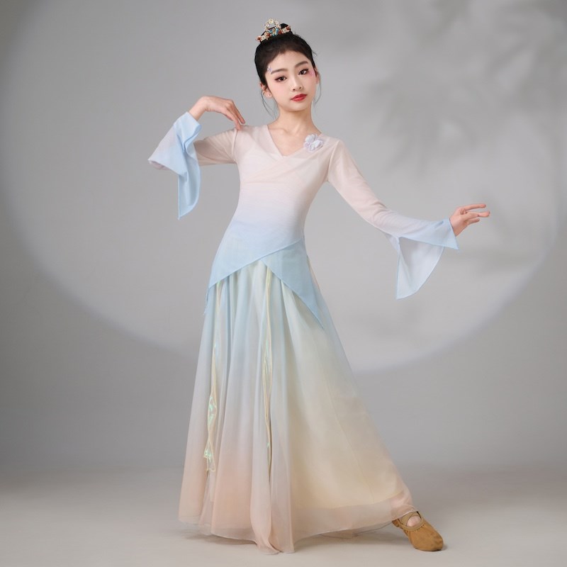 儿童古典舞演出服舞蹈服装女童飘逸纱衣中国风练功U服扇子舞表演