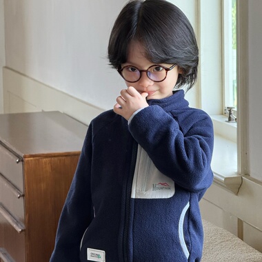 Pawn Tiger2025秋冬新款儿童抗静电恒温摇粒绒外套户外休闲上衣