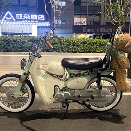 适用嘉陵oo坐垫 JL座垫 幼兽JL国潮座椅行李架扶手