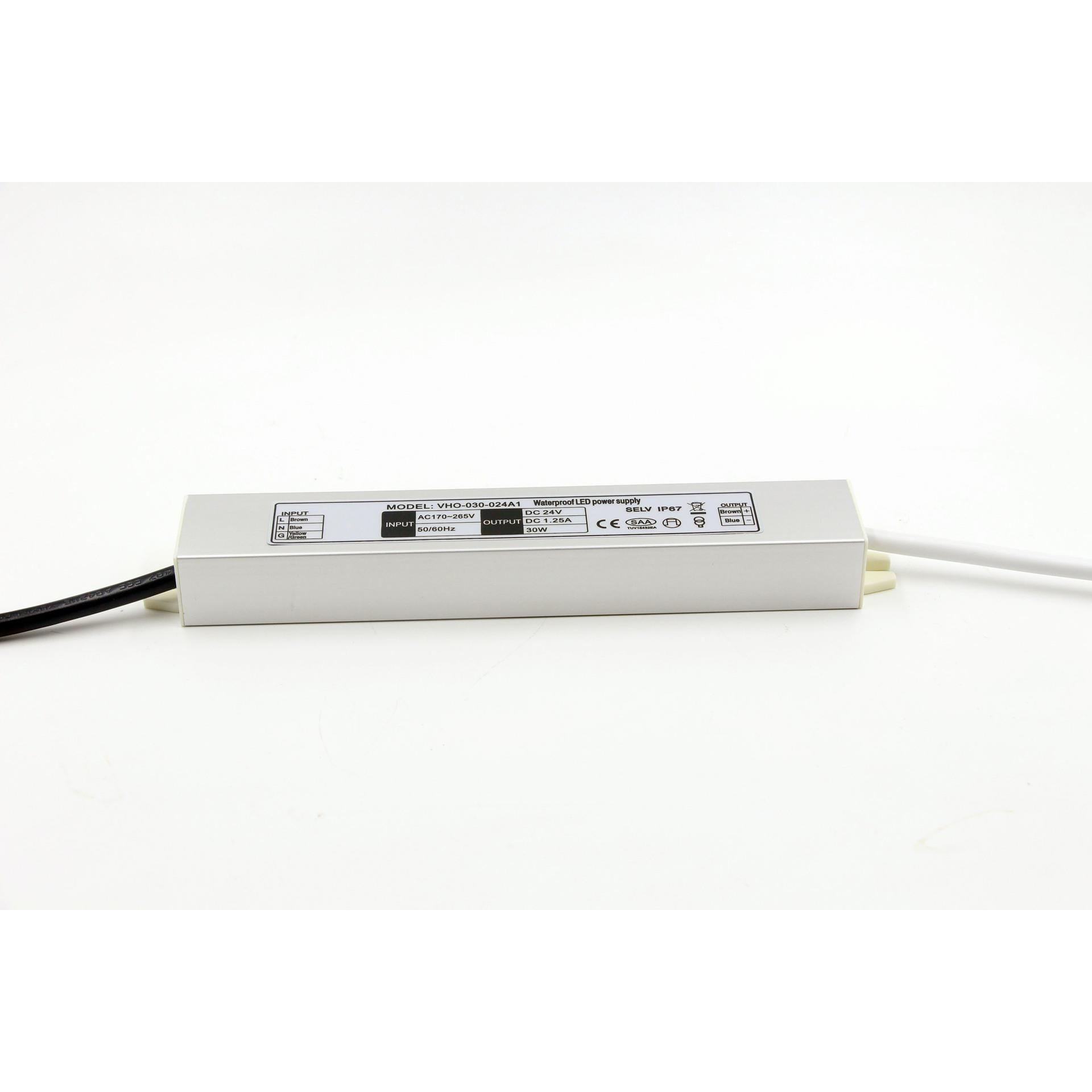 过CE、SAA认证保两年0W12源恒压IP6FAR7开6关电Vled薄驱动