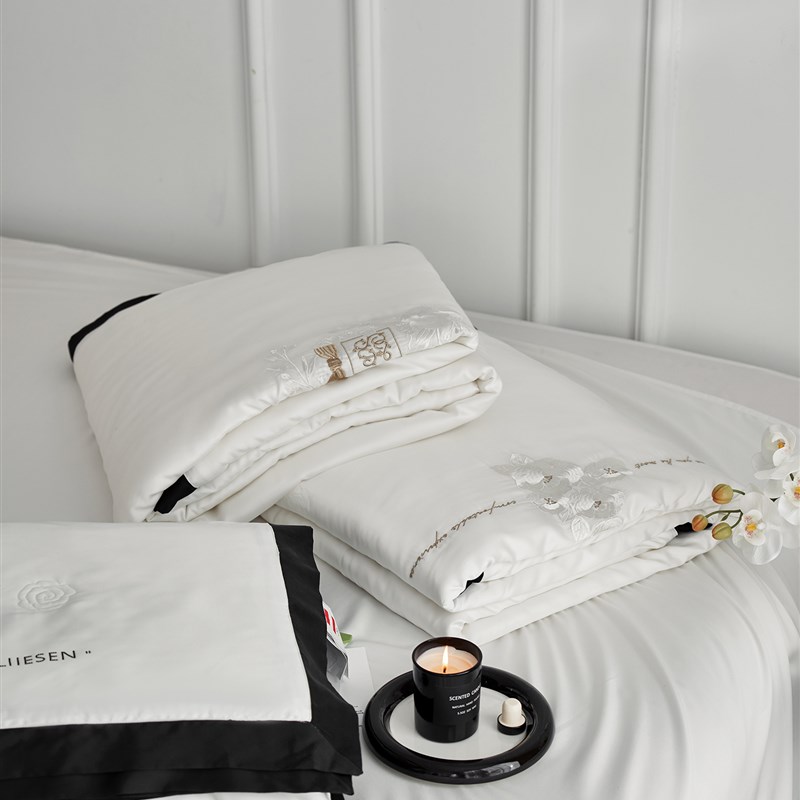 高级设计师款夏季冰丝四件套丝滑裸睡床笠 提花被套天丝床上用品