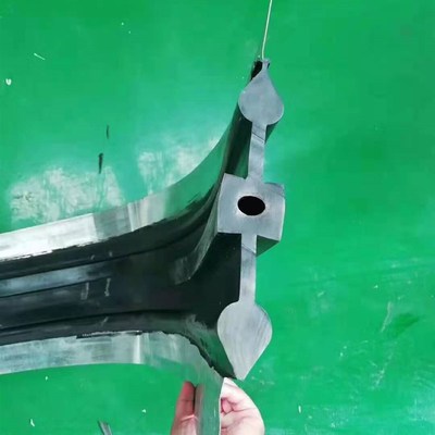 651 652型 中埋钢边式外贴背贴式可卸式遇水膨胀建筑用橡胶止水带