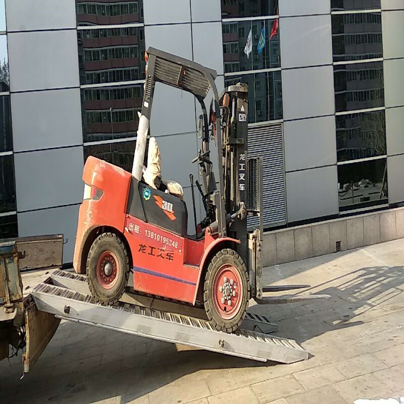 叉车工程车拖拉机收割机轮式挖机汽车铝合金爬梯跳板专用爬车桥板