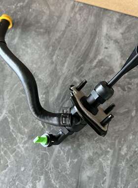 41610-1S500,41610-R1100 适用现代Hb20 离合器总泵