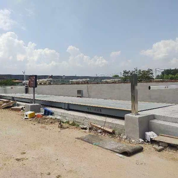 青岛地磅厂家直销1-200吨大型汽 车衡地磅无人值守系统