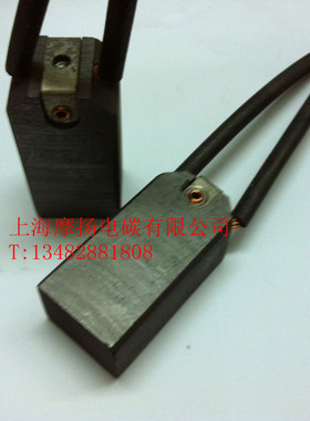 摩扬专业生产发电机碳刷 励磁机电刷D172 25X32X64MM