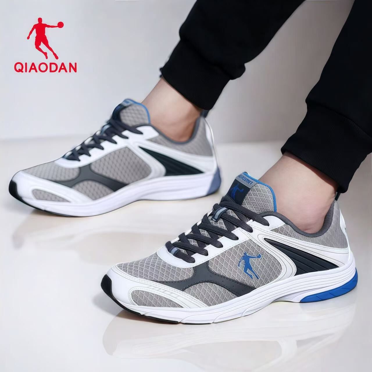 乔丹男鞋2026夏季新款防滑耐磨透气男士专业跑步鞋轻便休闲运动鞋