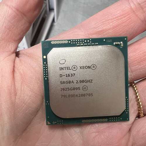 {议价}Intel SRG0A D-1637 6C 12T 2.90{可维修}