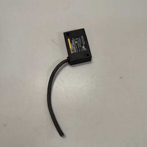 {议价}OMRON欧姆龙接近开关TL-T5ME2 数量2个短线{可维修}