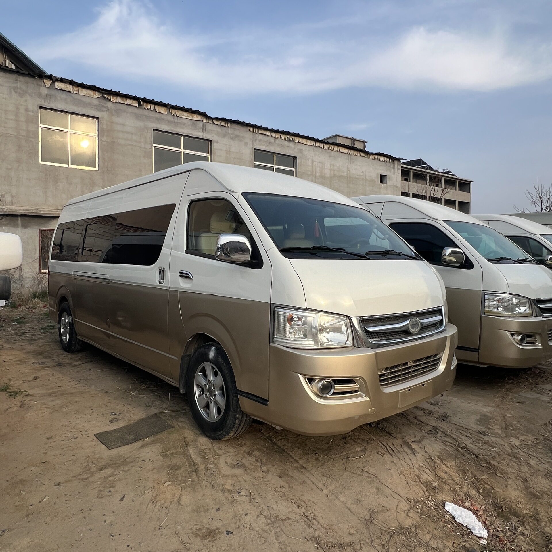 出口贸易非洲中亚丰田海狮19-23座迷你小巴商务车中巴大巴车跨境