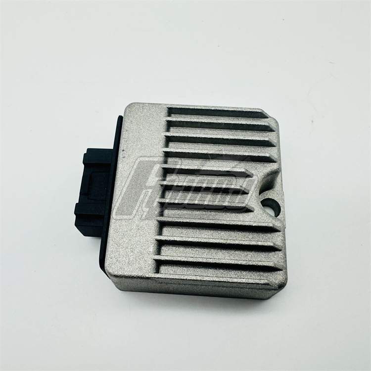 比亚乔FLY100/50淑女BYQ100T Vespa.S 50 4T稳压器整流器带闪光器