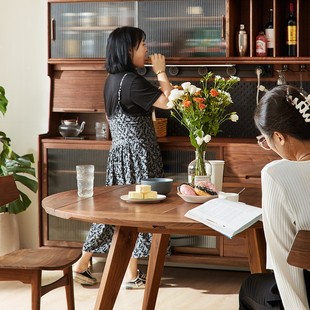 北欧全实木黑胡桃木可变形餐桌伸缩可折叠圆桌方桌两用餐桌椅组合