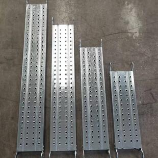 热镀锌盘扣脚手架冲孔钢踏板带锁片铆接盘扣踏板焊接挂钩厚钢跳板