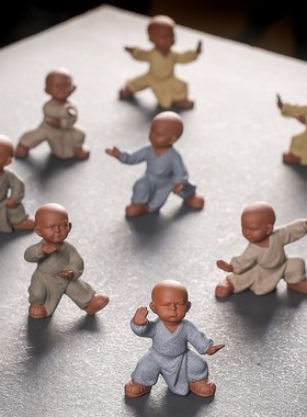 创意陶瓷功夫太极八式人物雕塑禅意摆件桌面摆件办公室个性装饰品