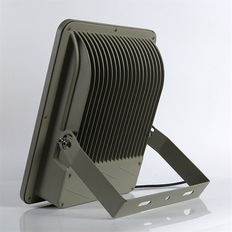 LED投光灯聚光灯300W防水户外泛光灯庭院100W200W路灯室外射灯