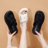 2025夏季 新款 平底仙女风软底防滑一字U沙滩拖鞋 踩屎感女拖鞋 大码