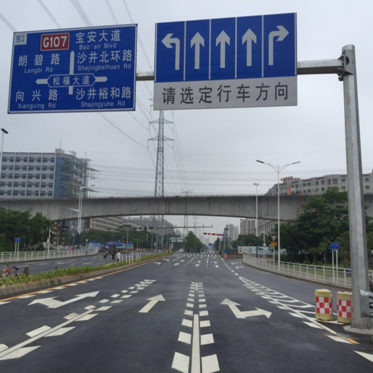 厂家供应八角锥形标志牌立杆 八角锥形单悬臂标志杆 L型八角立杆