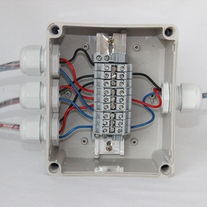 200x150x100mm防水接线盒1进3出电缆过线工控盒9位6平方分线端子