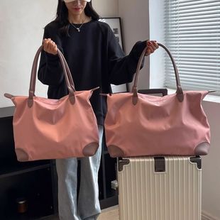 出 小尺寸健身包短途旅行包小型轻便女手提袋大容量瑜伽健身包韩版